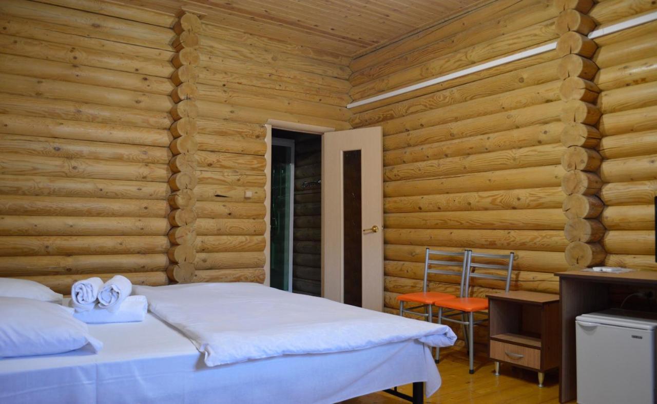 Абхазская Усадьба Gagra Exterior foto