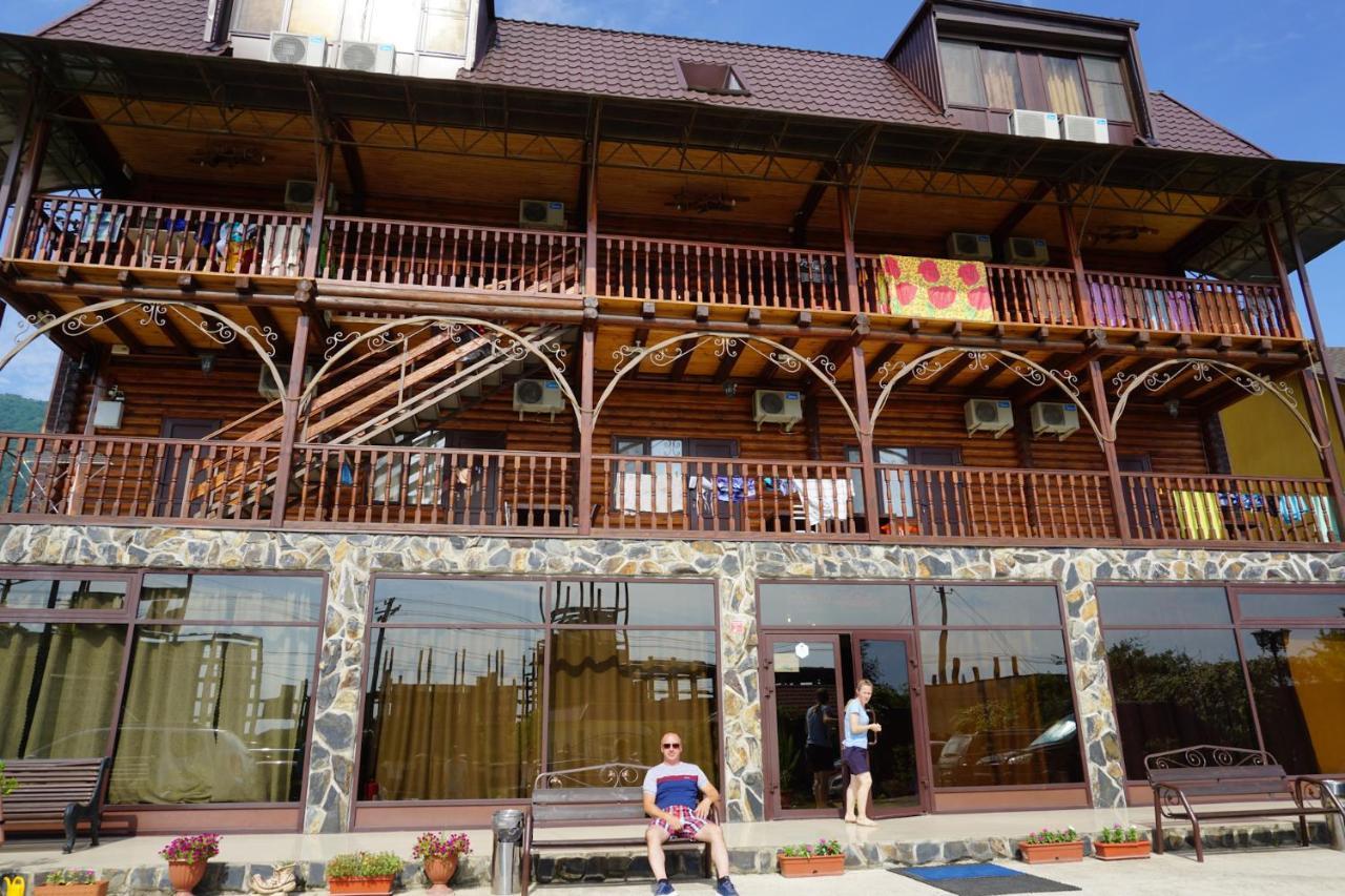 Абхазская Усадьба Gagra Exterior foto
