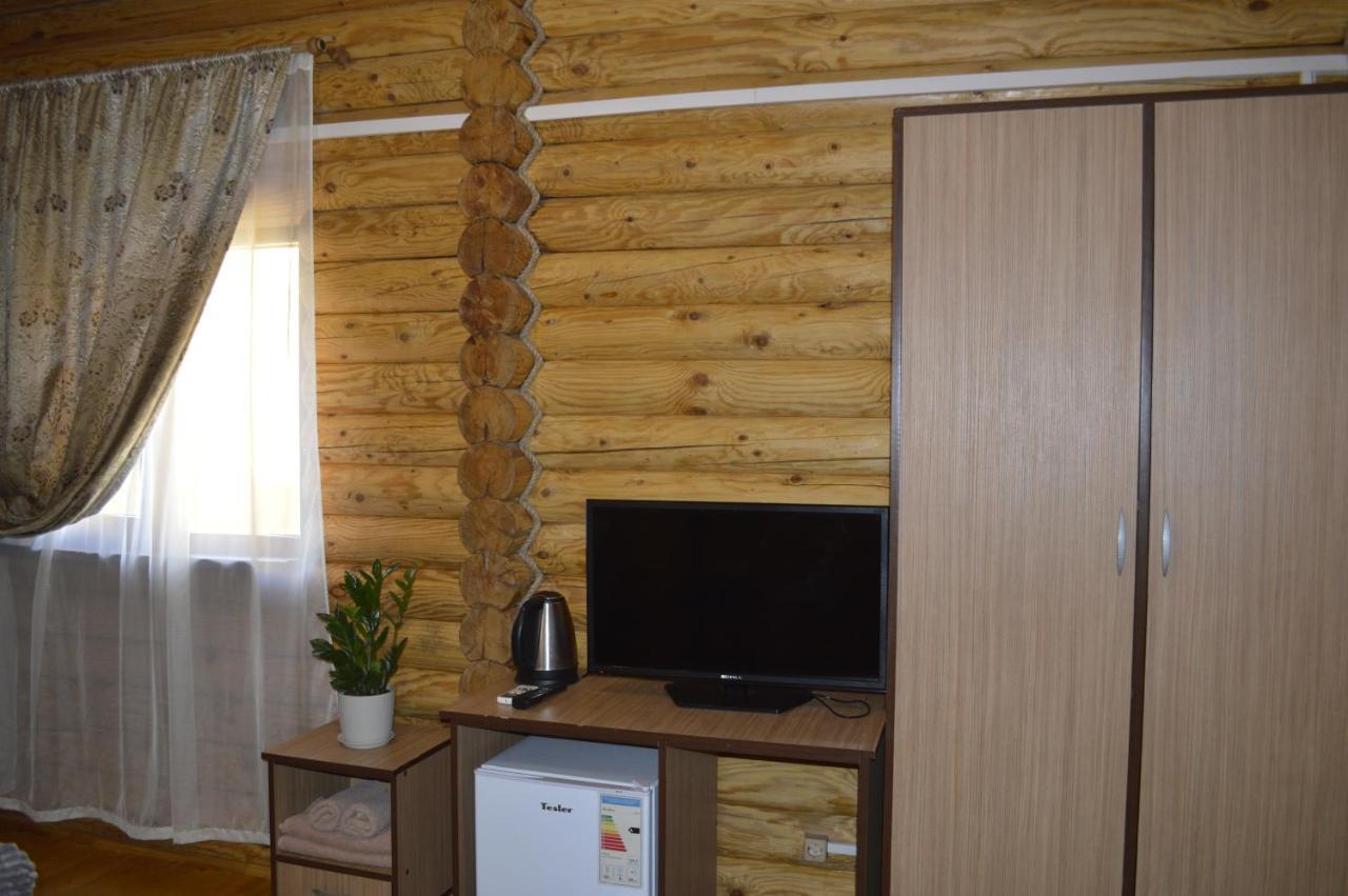 Абхазская Усадьба Gagra Exterior foto